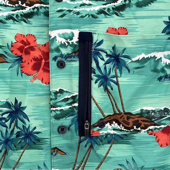 5/$25 Speedo men’s button floral shirt small - Picture 4 of 4
